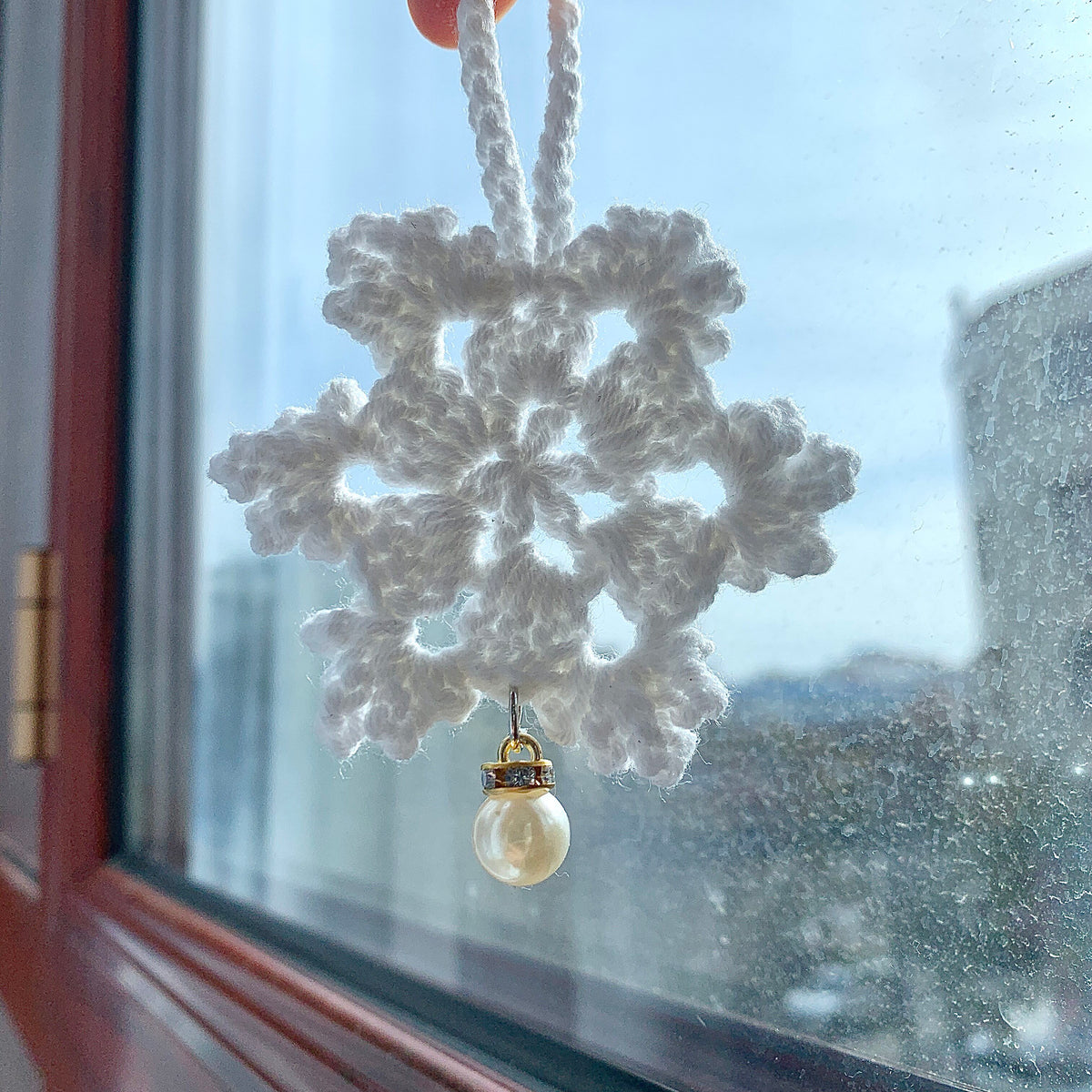 Snowflake pendant DIY yarn knitting kit crochet gift