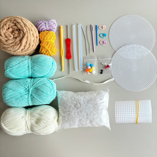 DIY Strawberry Cake Storage Box - Crochet Kit for Handmade Birthday and Valentine's Day Gifts