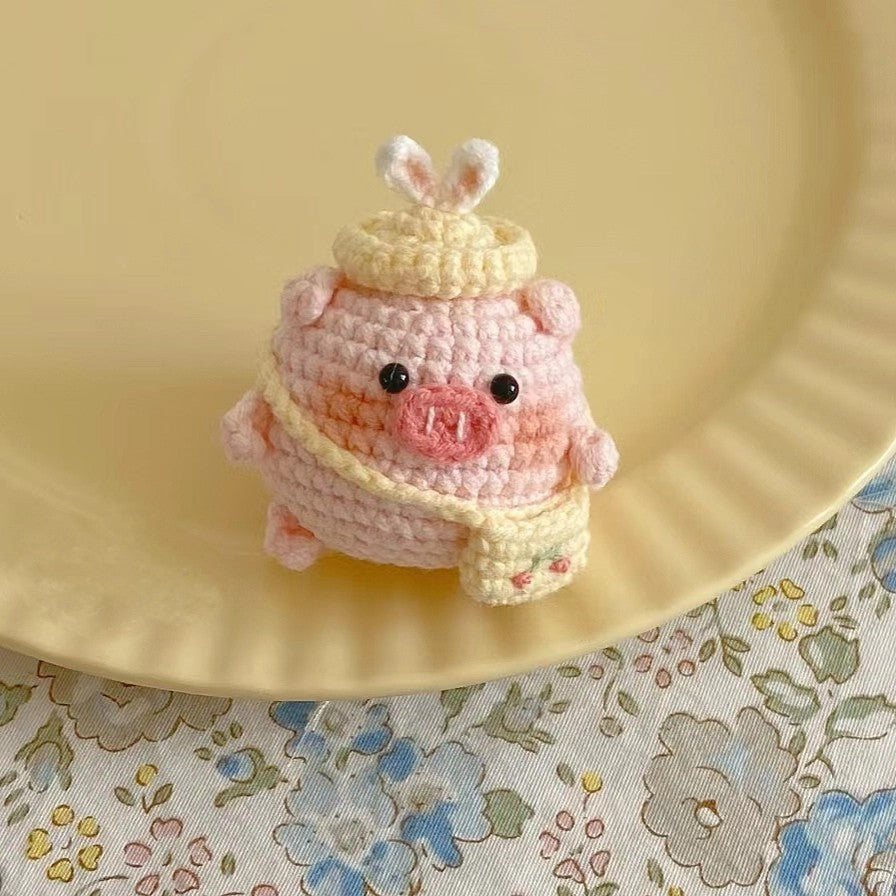 Spring Outing Pig Knitting DIY Material Kit, Handmade Yarn Crochet, Cute Little Pig Pendant Keychain, Girlfriend Gift