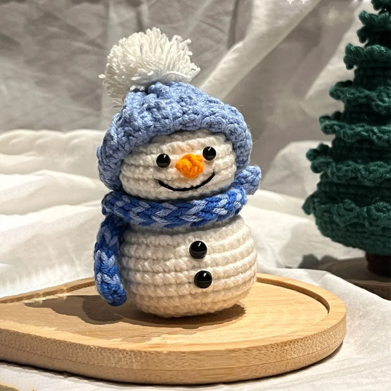 DIY Crochet Snowman Doll Kit — Handmade Gift & Knitting Materials Pack (Keychain)