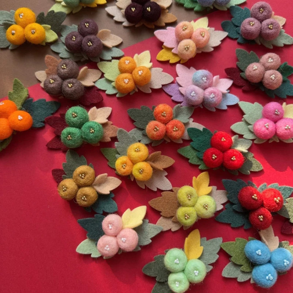 Chestnut Pinecone Berry DIY Craft Kit for Hair Clips, Brooches, Hats and Doll Decorations