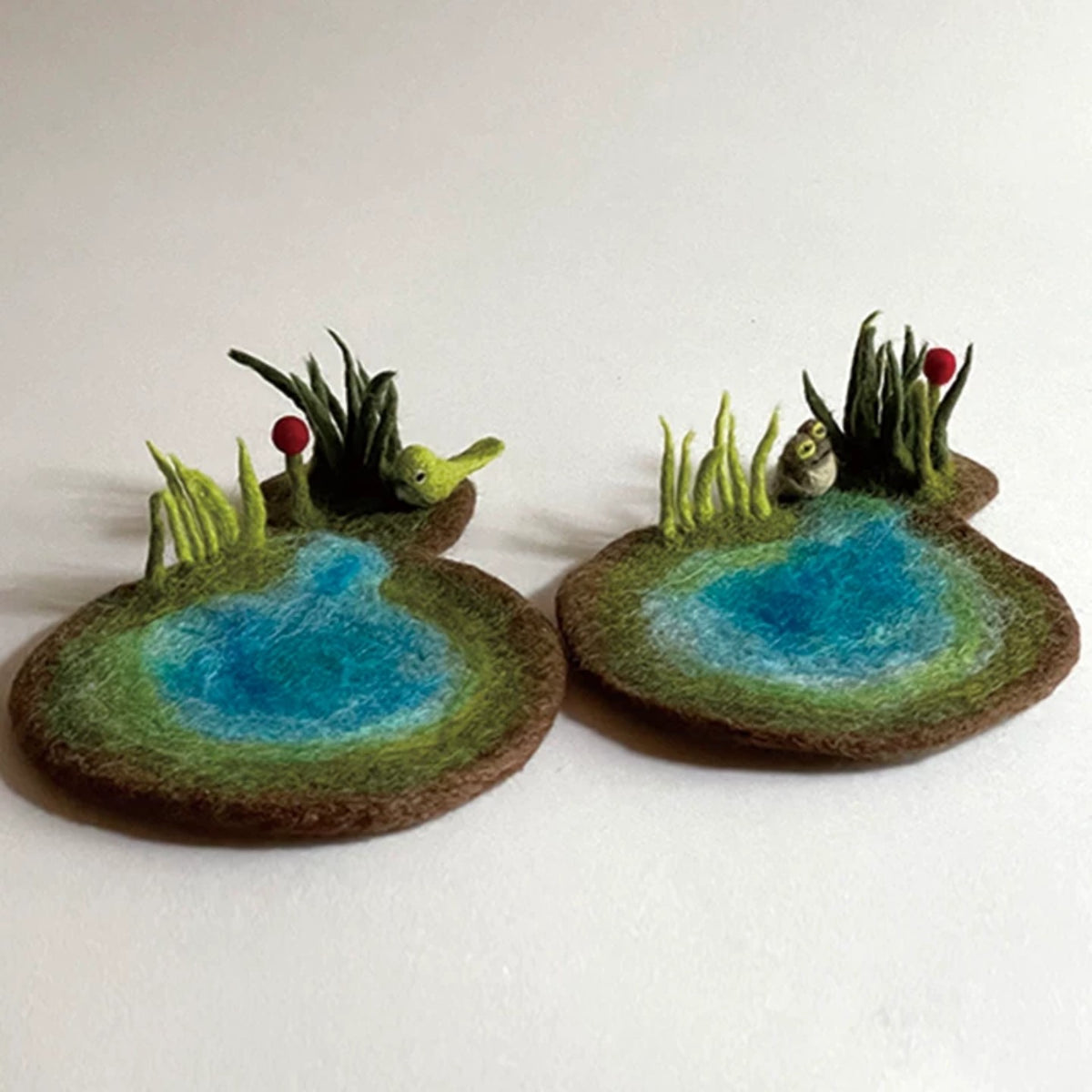 Pond Bird & Frog Felt Coaster Kit with Tools