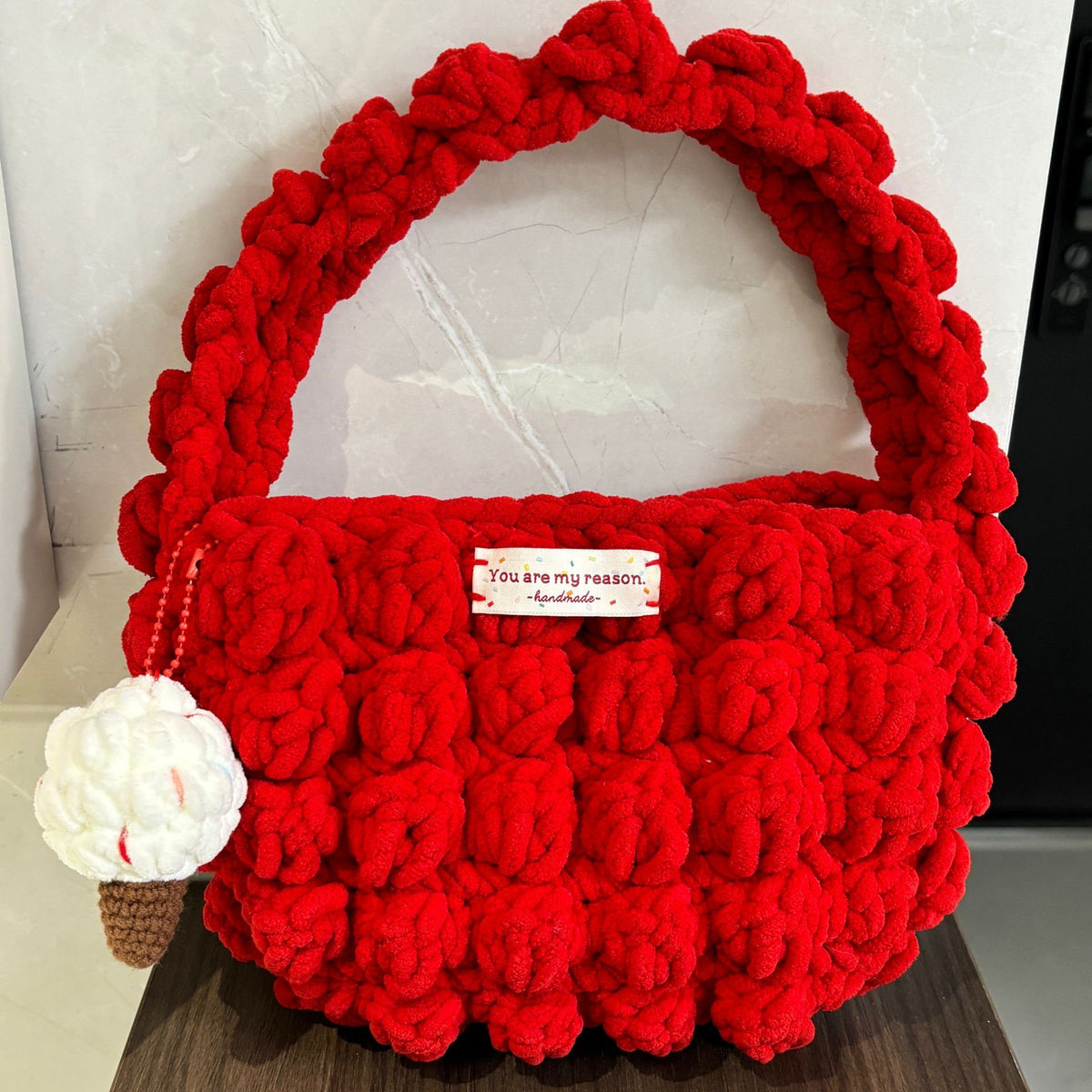 Fun Instagram-worthy snowball cloud bag material kit, handbag, underarm bag, crochet, knitting, yarn, DIY handmade gift