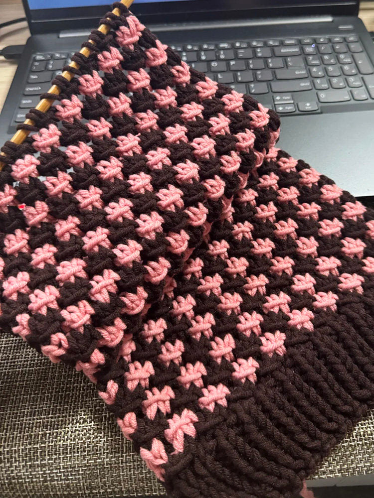 Star-Patterned Scarf DIY Crochet Kit — Hand-Knitting Materials with Chunky Yarn