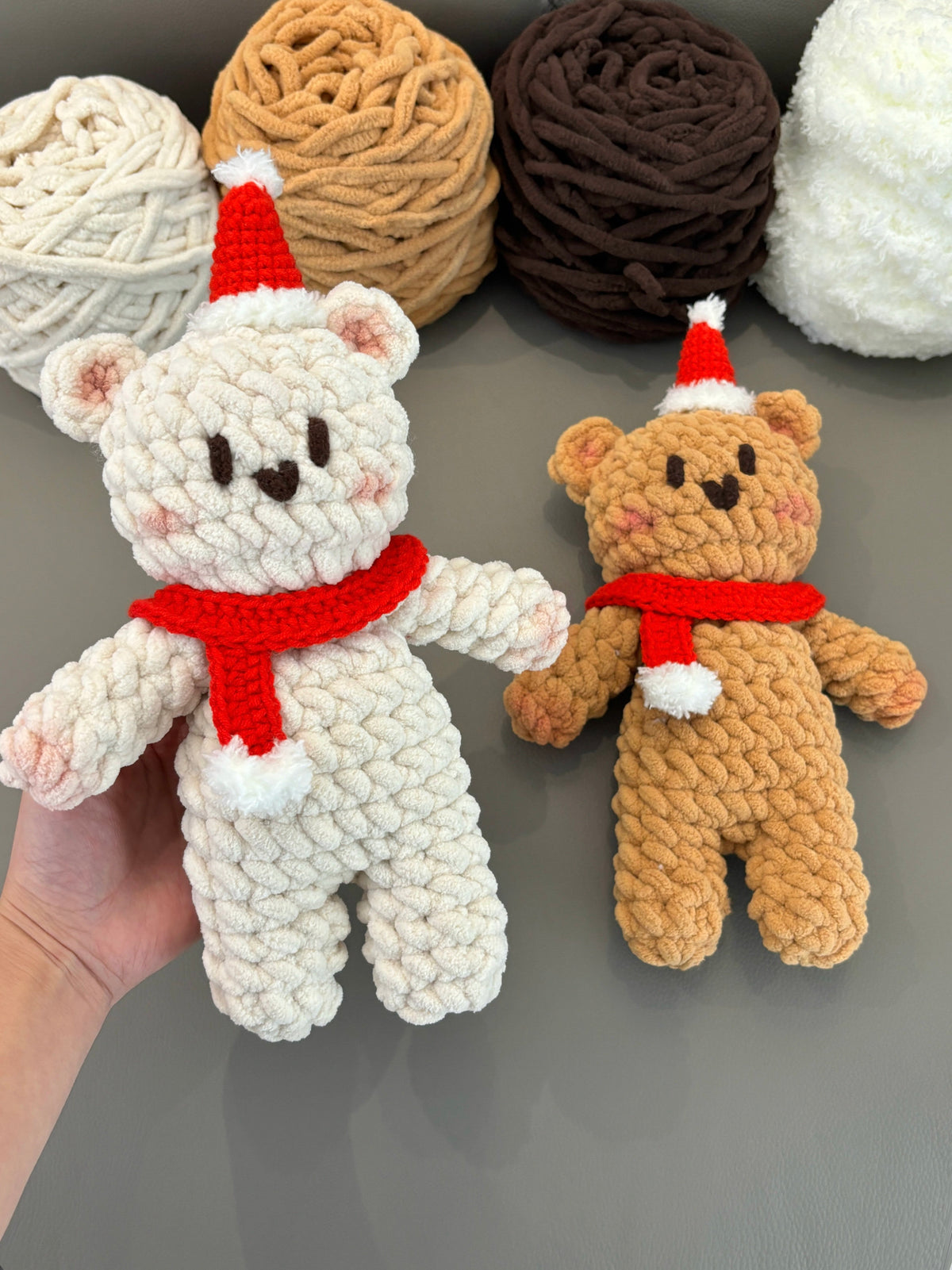 Two bears crochet Christmas scarf, bear doll material kit for hand knitting
