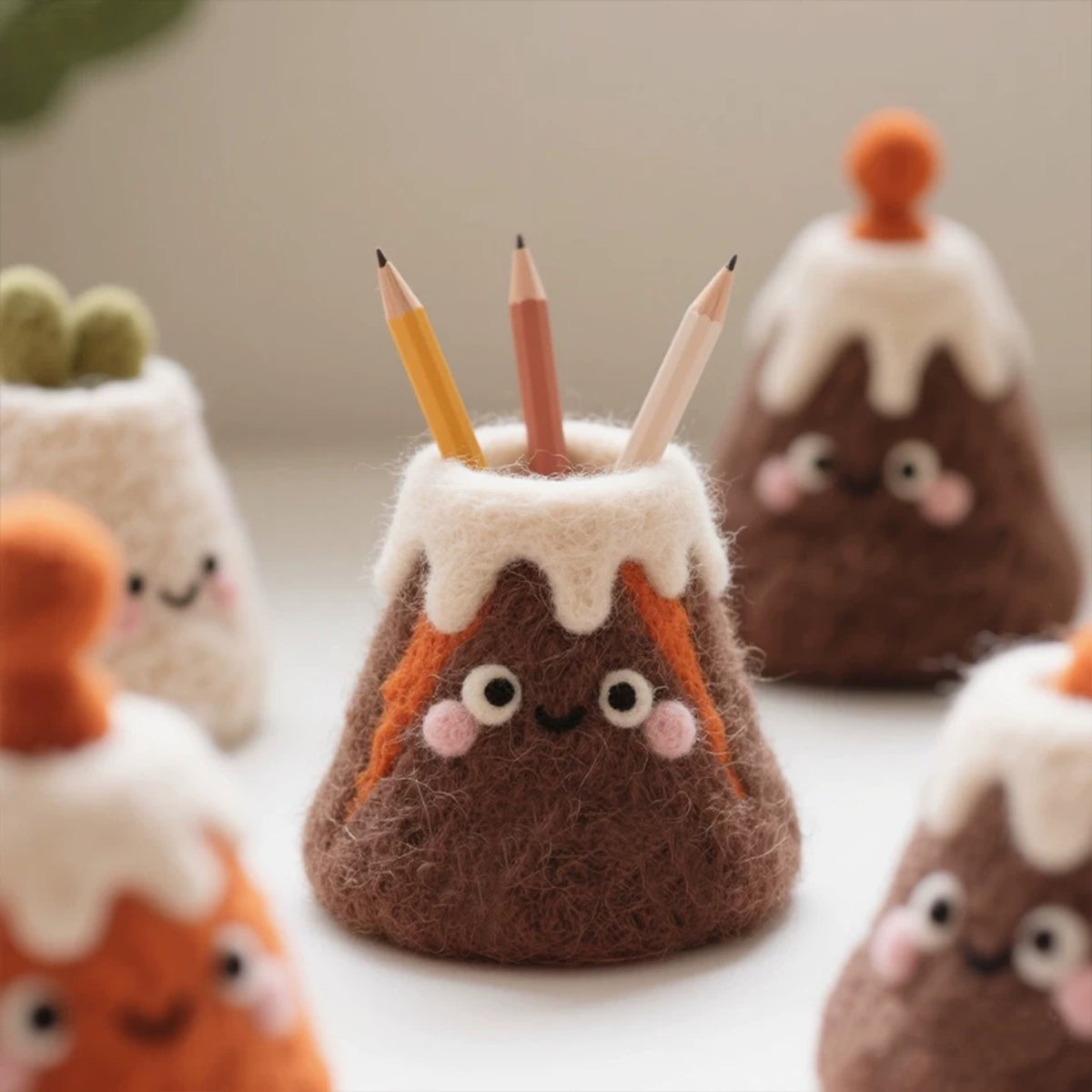 Volcano & Snow Mountain Felt Pen Holder Kit