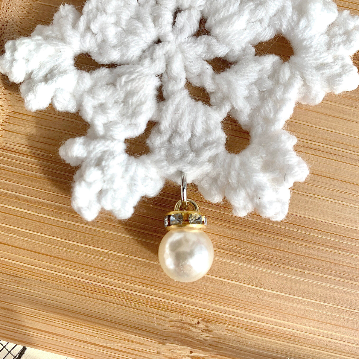 Snowflake pendant DIY yarn knitting kit crochet gift