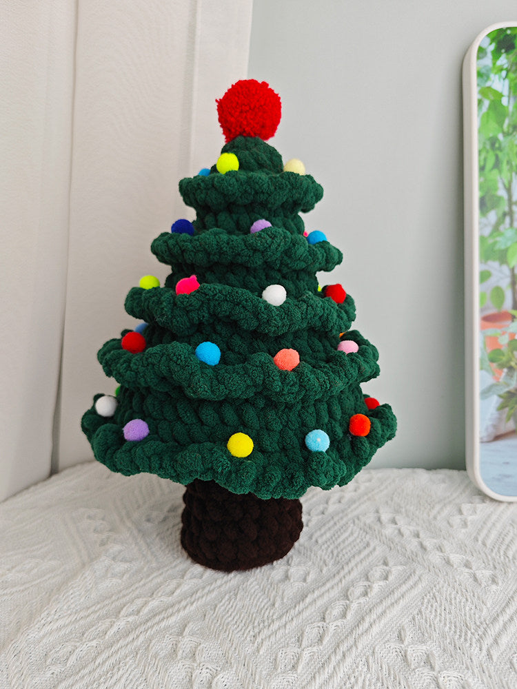 DIY handmade Christmas tree yarn kit - a creative Christmas gift for your friend family etc...