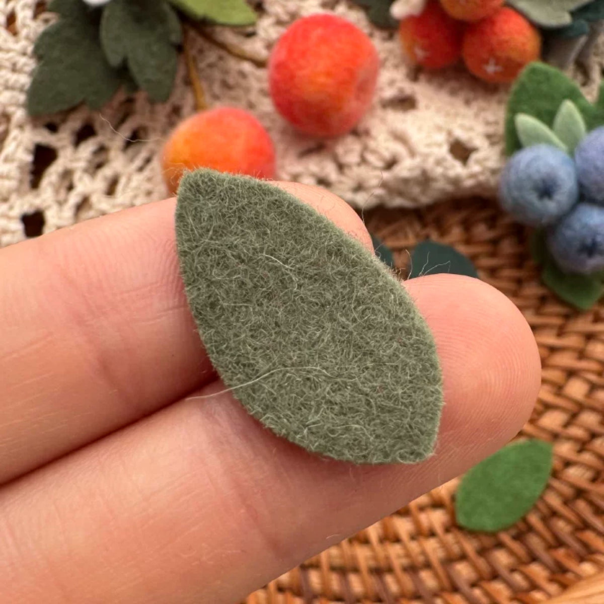 Small Pointed Pure Wool Felt Leaves