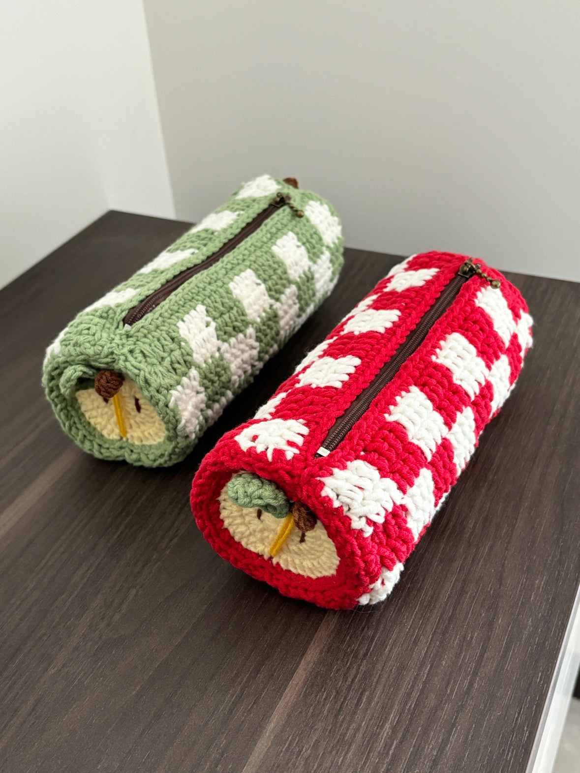 DIY Apple Pencil Box Storage Bag Homemade Gift Yarn Material Kit