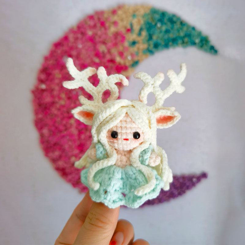 DIY Crochet Snowman Doll Kit — Handmade Gift & Knitting Materials Pack (Keychain)