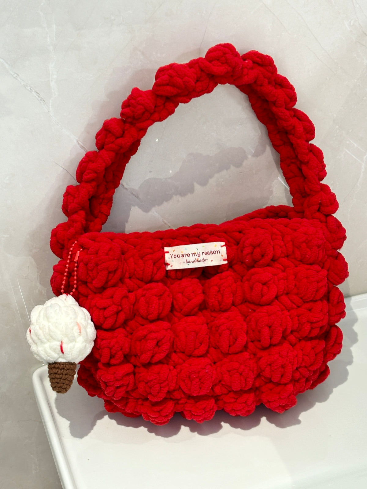 Fun Instagram-worthy snowball cloud bag material kit, handbag, underarm bag, crochet, knitting, yarn, DIY handmade gift