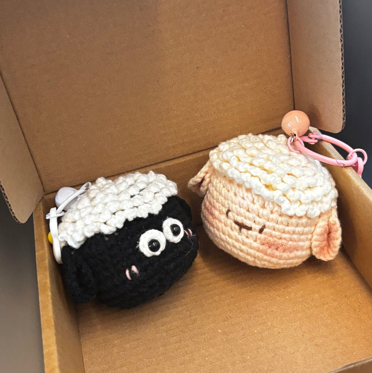 DIY Mini Sheep Keychain/Pendant - Knitted Craft
