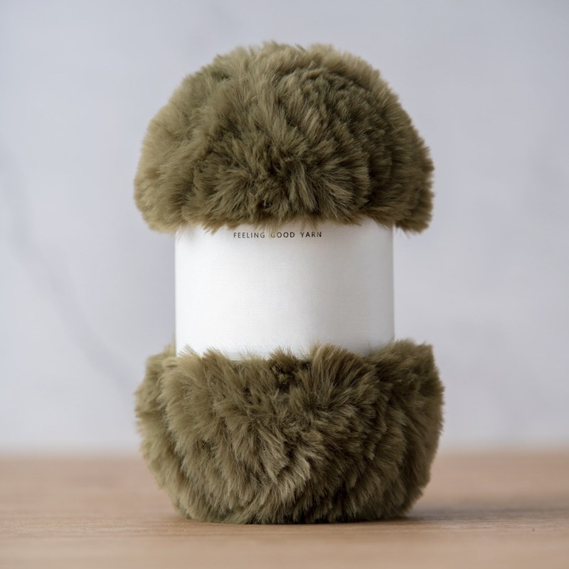Faux Mink Fur Yarn Chunky Weight