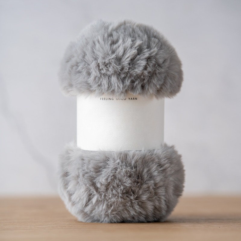 Faux Mink Fur Yarn Chunky Weight