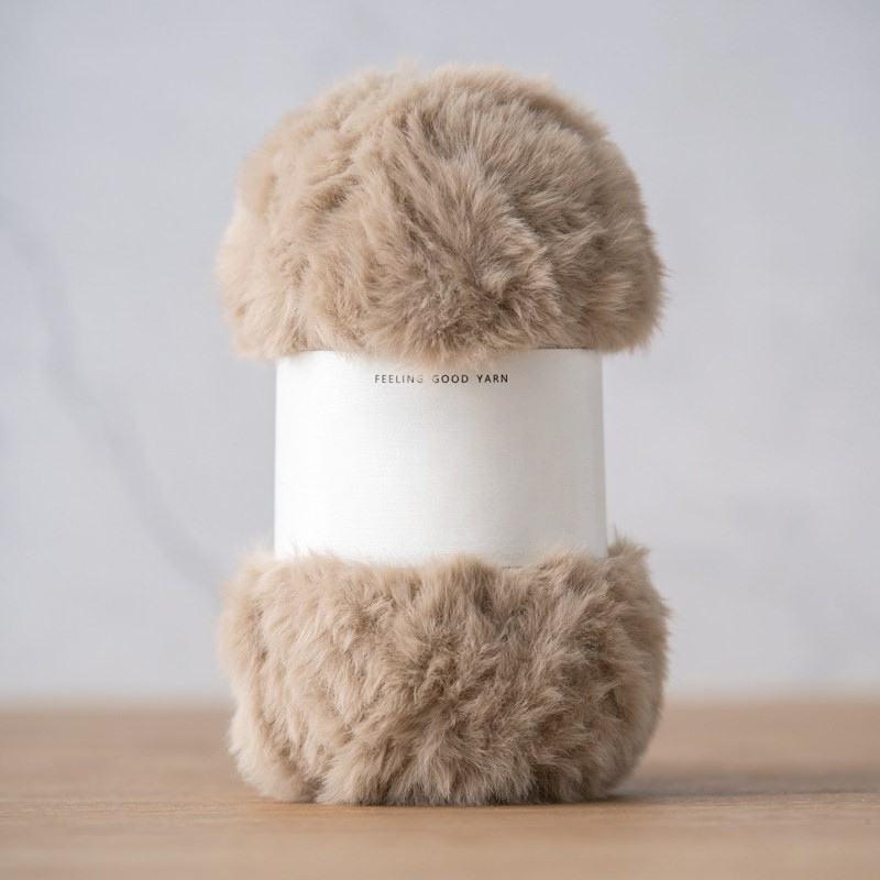 Faux Mink Fur Yarn Chunky Weight