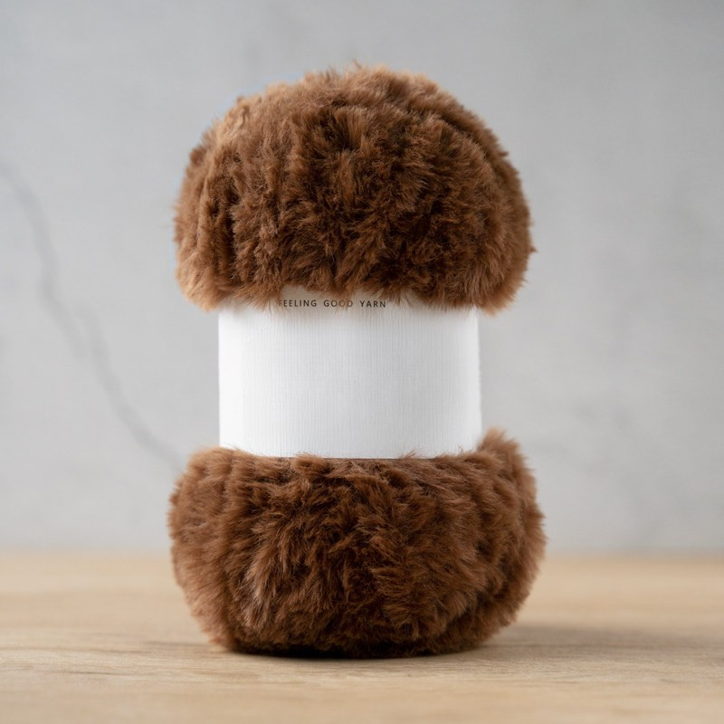Faux Mink Fur Yarn Chunky Weight