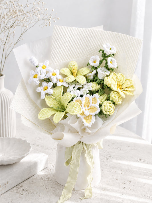 Crochet Cream Daffodil & Pale Yellow Lily Mixed Flower Bouquet