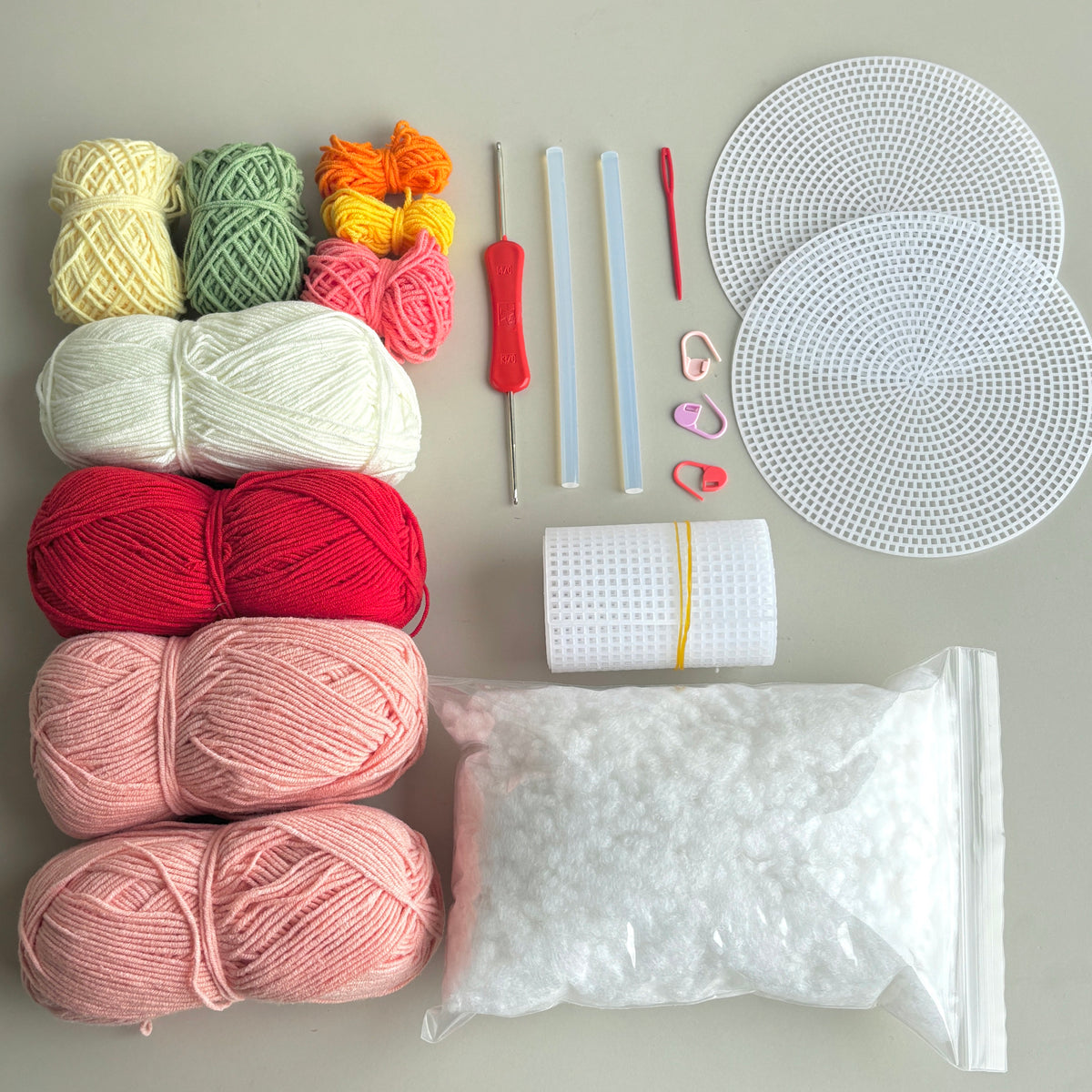 DIY Strawberry Cake Storage Box - Crochet Kit for Handmade Birthday and Valentine's Day Gifts