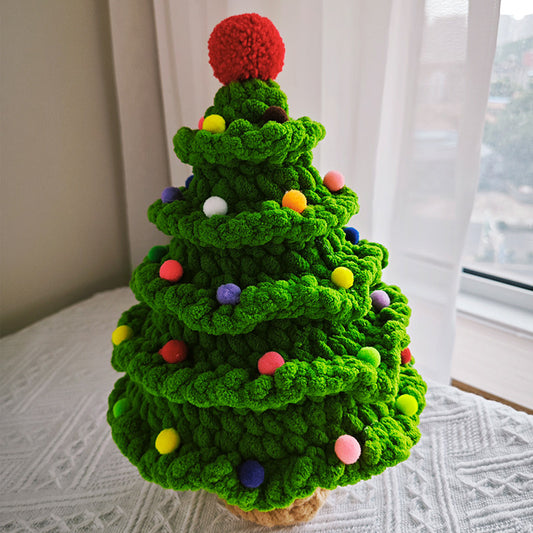 DIY handmade Christmas tree yarn kit - a creative Christmas gift for your friend family etc...