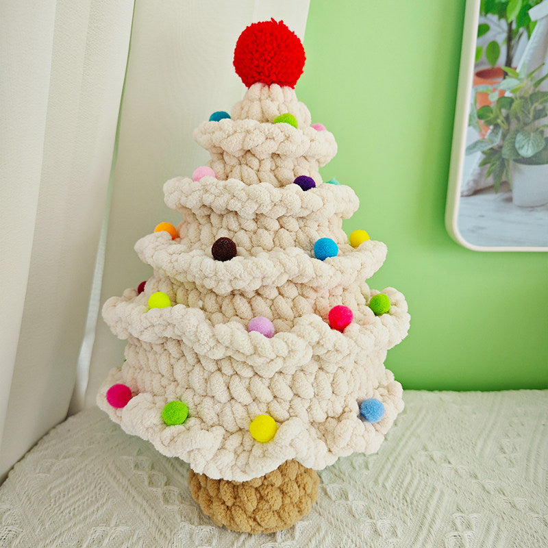 DIY handmade Christmas tree yarn kit - a creative Christmas gift for your friend family etc...