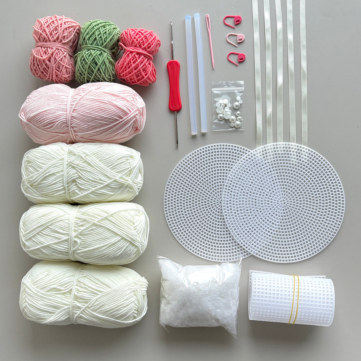 DIY Strawberry Cake Storage Box - Crochet Kit for Handmade Birthday and Valentine's Day Gifts