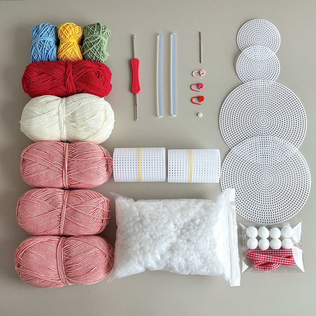 DIY Strawberry Cake Storage Box - Crochet Kit for Handmade Birthday and Valentine's Day Gifts