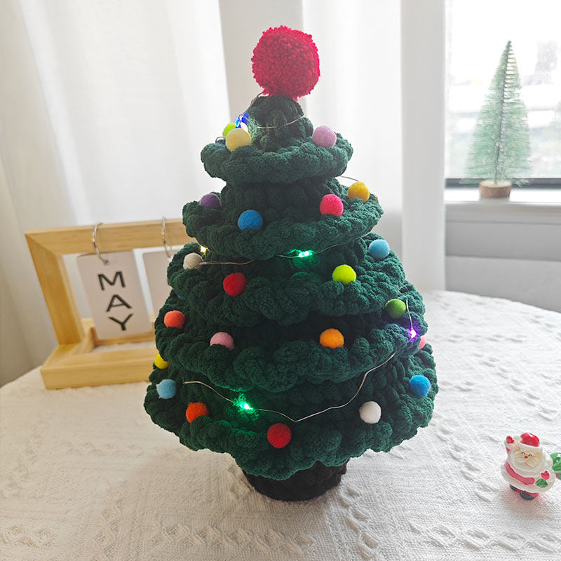 DIY handmade Christmas tree yarn kit - a creative Christmas gift for your friend family etc...