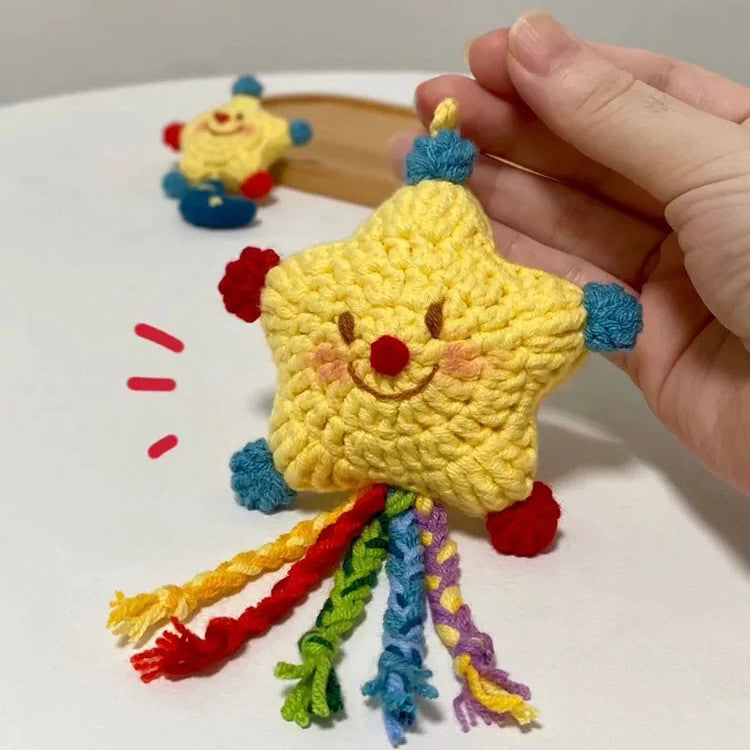Small star bag charm keychain yarn hand-knitting DIY material kit for making Christmas gifts