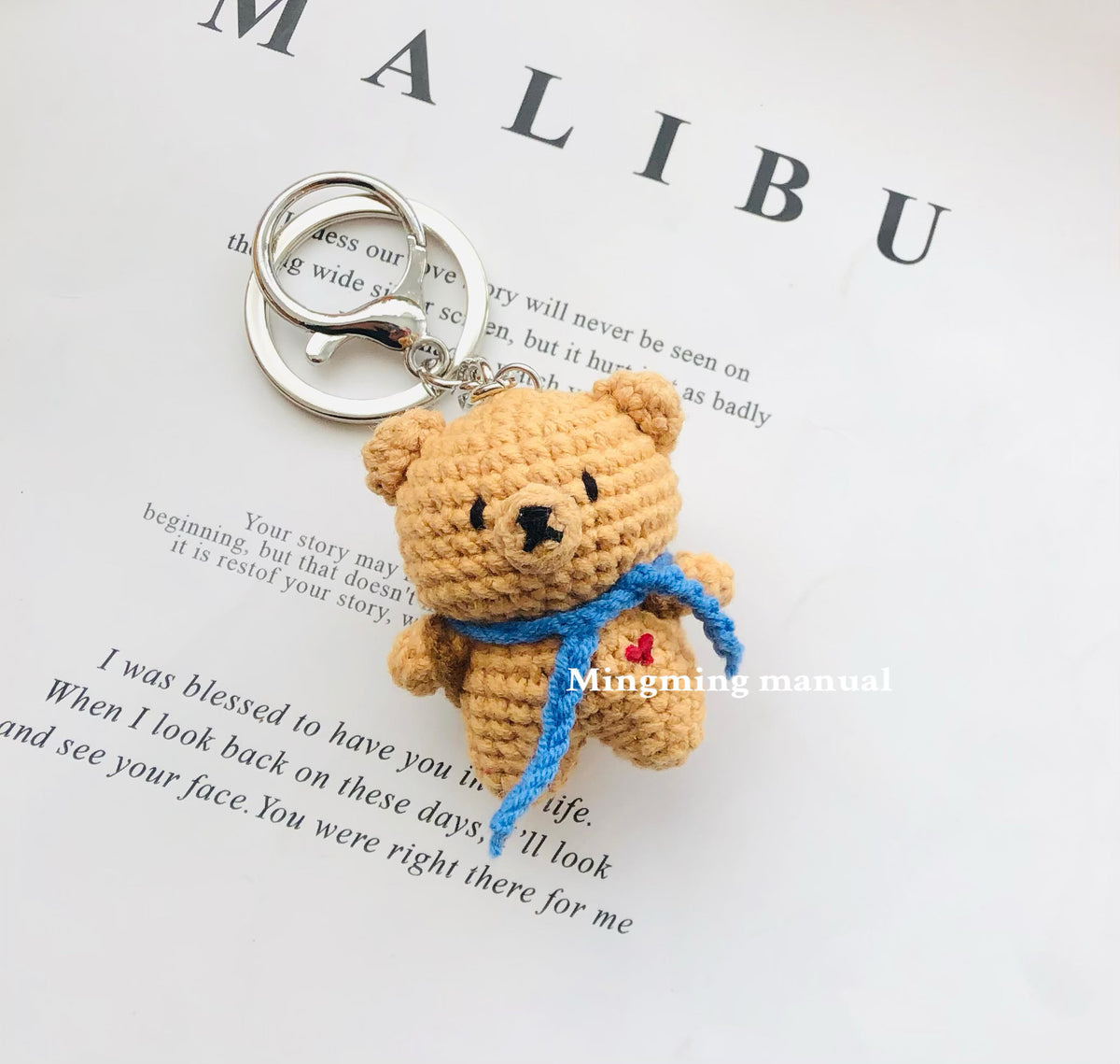 Finished Hand-Knitted Accessories: Keychains, Bag Charms, and Mobile Phone Pendants