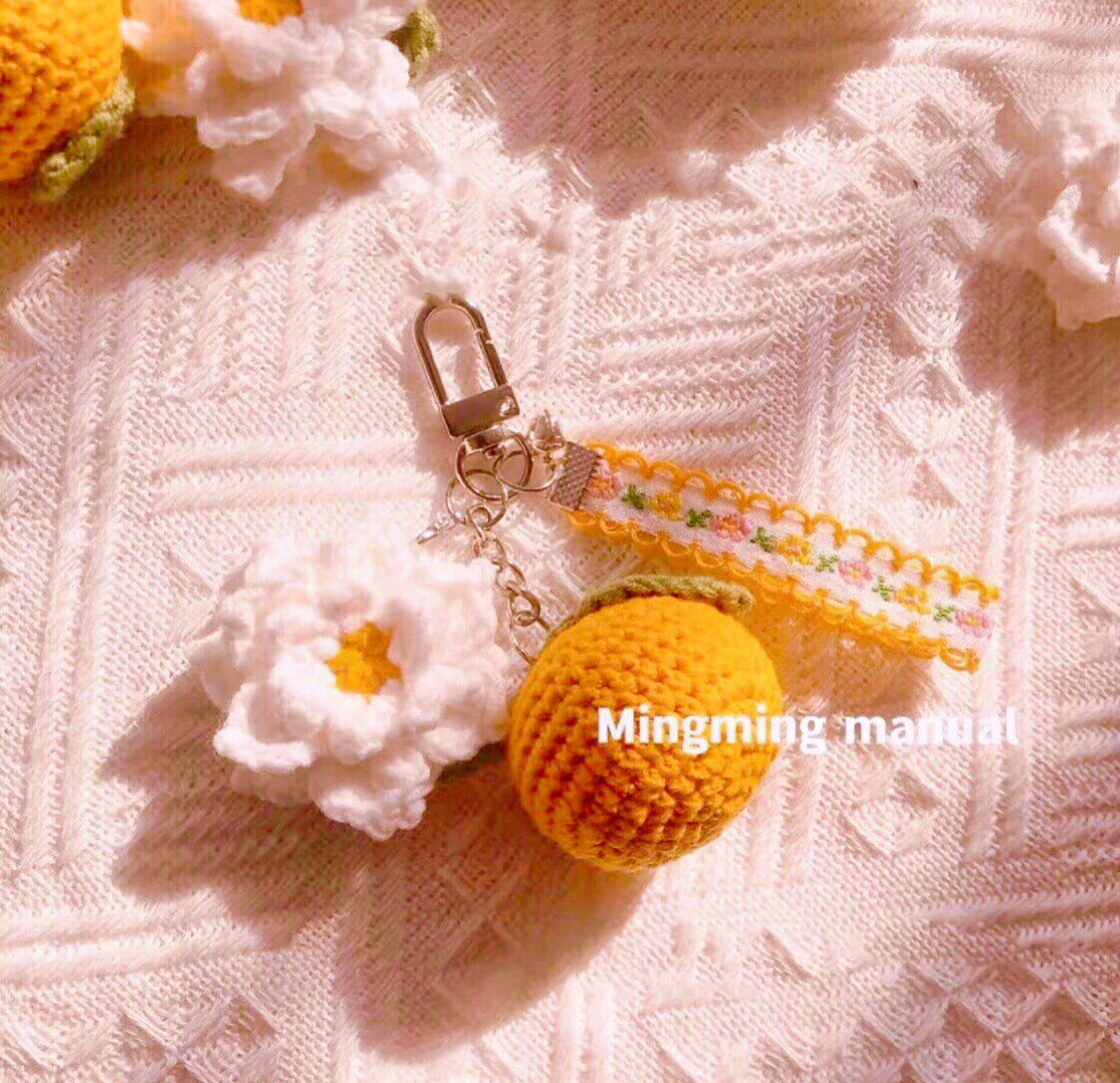 Finished Hand-Knitted Accessories: Keychains, Bag Charms, and Mobile Phone Pendants