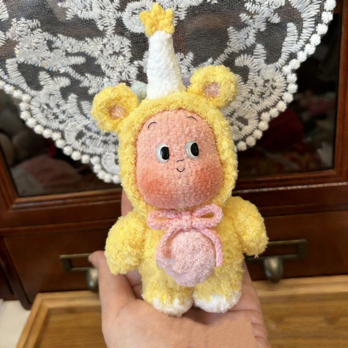 DIY yarn gifts, crochet dolls, star figures, DIY kits, keychains, pendants