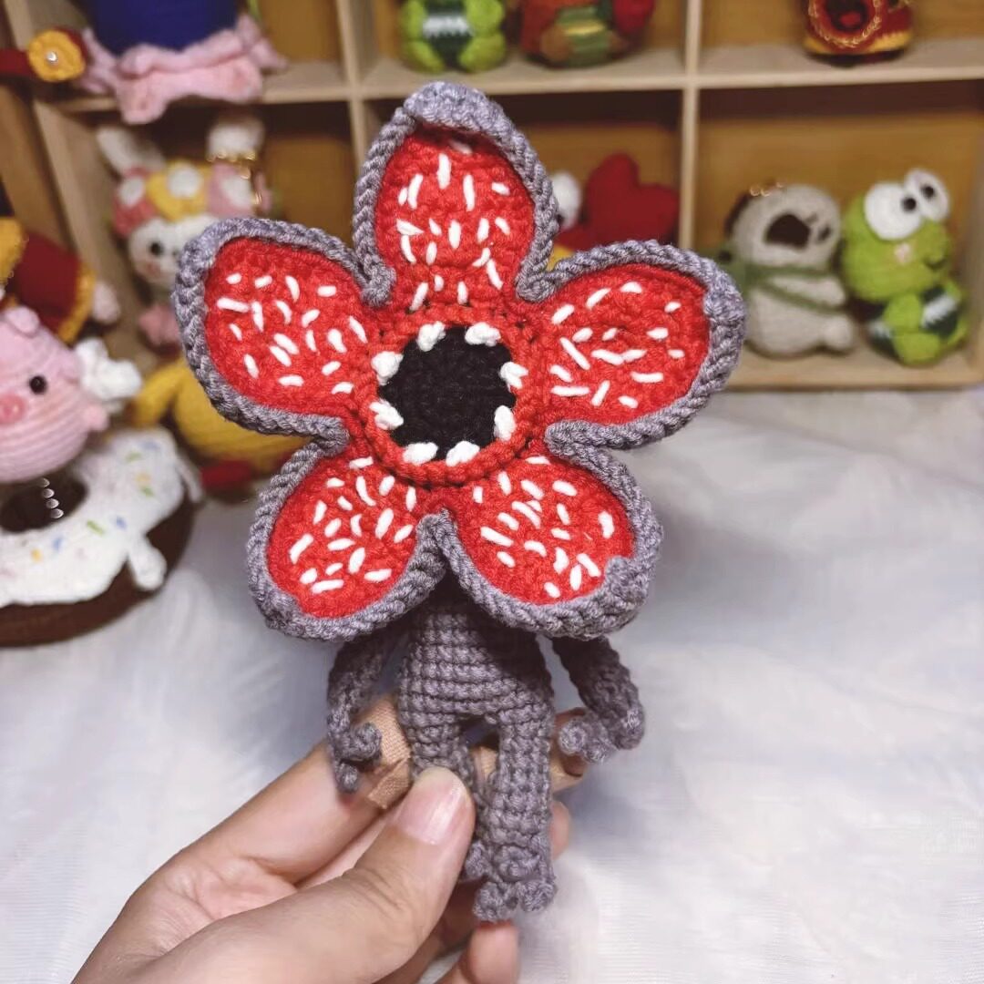 Dada Carnivorous Flower Yarn DIY Crochet Kit - Ornaments, Handmade Gifts, Time-Killing and Entertainment