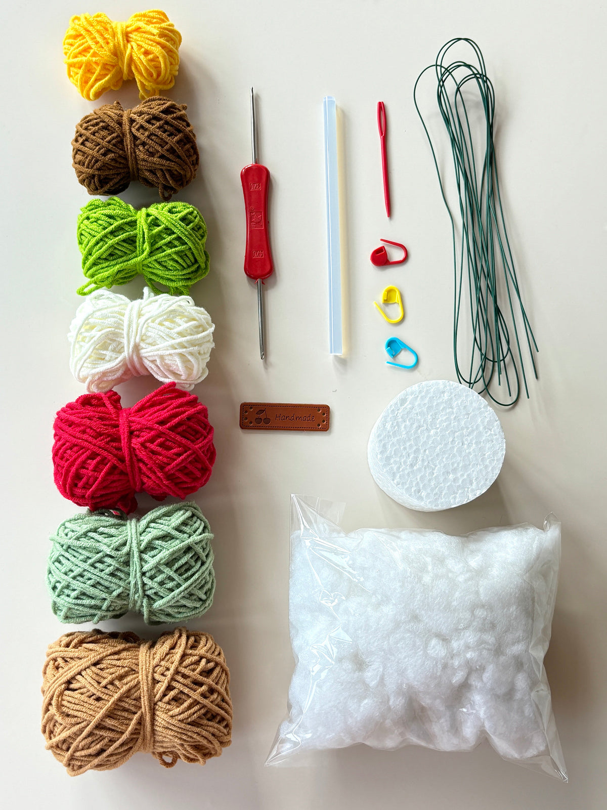 DIY Strawberry Potted Plant and Sunflower Flower Material Kit (Crochet Yarn Ornament)