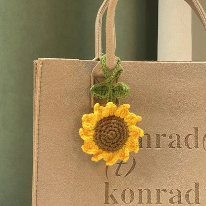 Handmade gift,knitted sunflower bag charm, crocheted DIY kit, cute bag charm finished product.