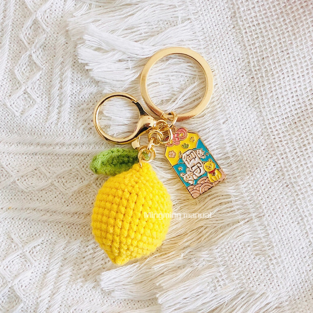 Finished Hand-Knitted Accessories: Keychains, Bag Charms, and Mobile Phone Pendants