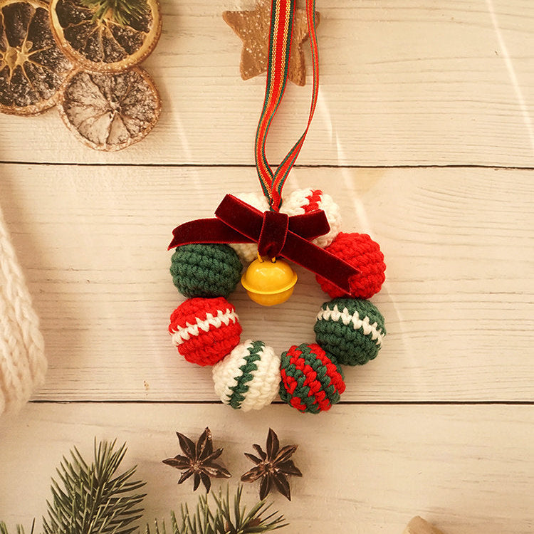 DIY Christmas wreath kit, handmade crochet Christmas gift decoration, door hanging