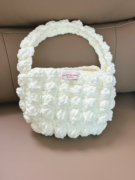 Fun Instagram-worthy snowball cloud bag material kit, handbag, underarm bag, crochet, knitting, yarn, DIY handmade gift