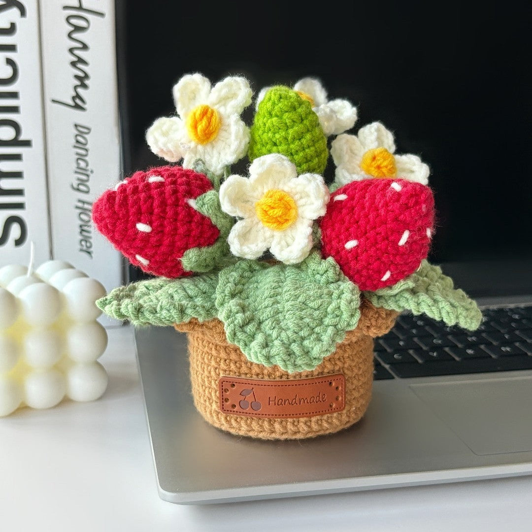 DIY Strawberry Potted Plant and Sunflower Flower Material Kit (Crochet Yarn Ornament)