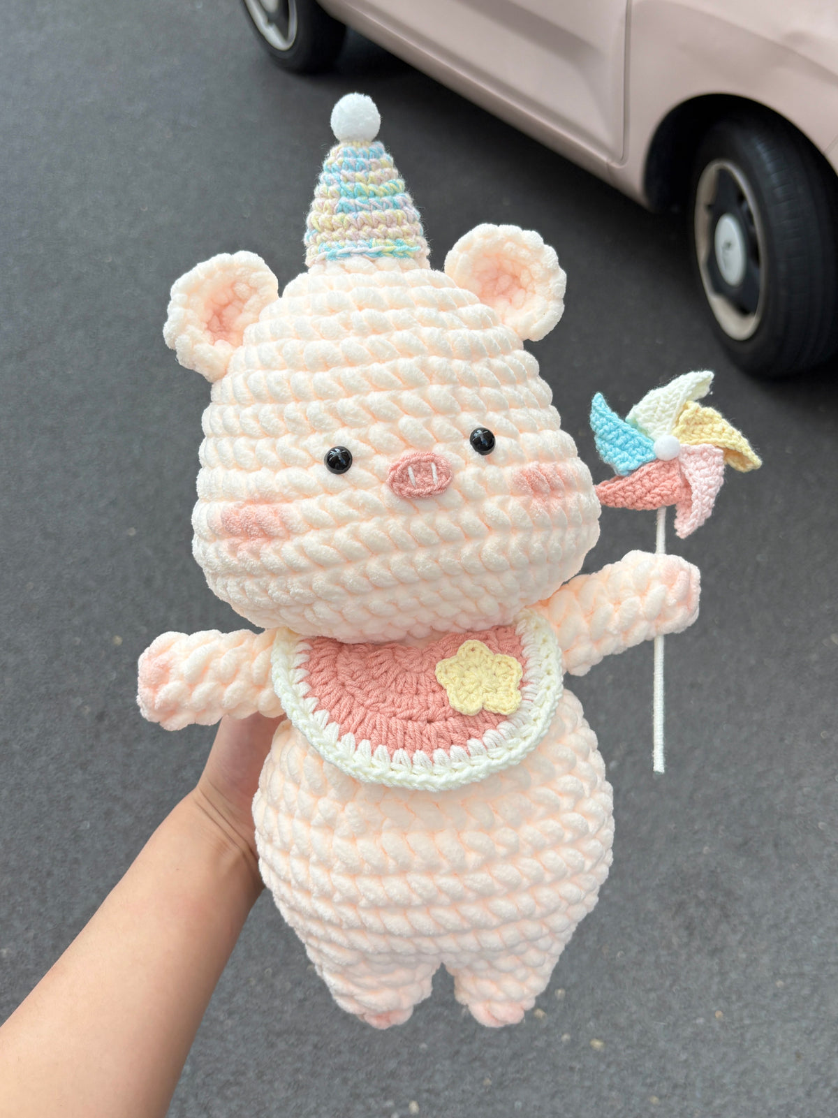 Sunflower Dress-up Pig Crochet Kit: DIY Cute Doll