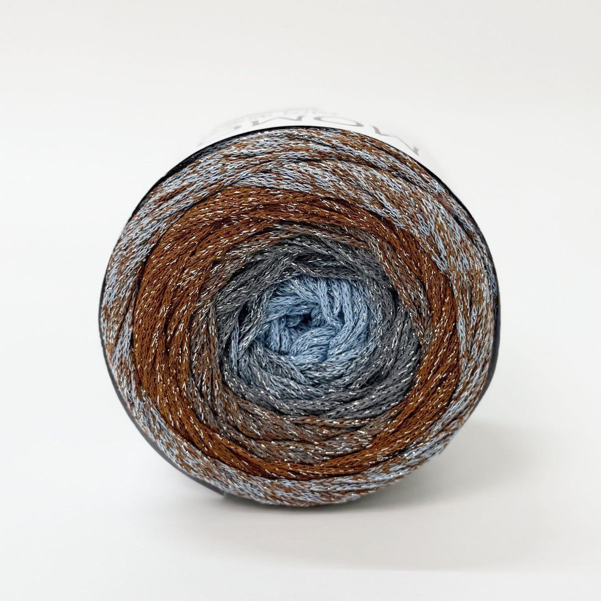 Shimmering Gradient Yarn