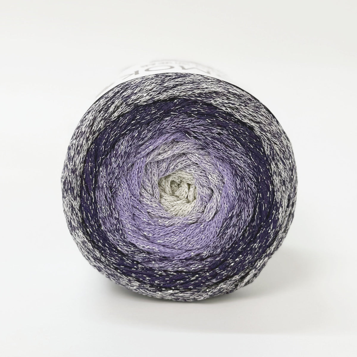 Shimmering Gradient Yarn