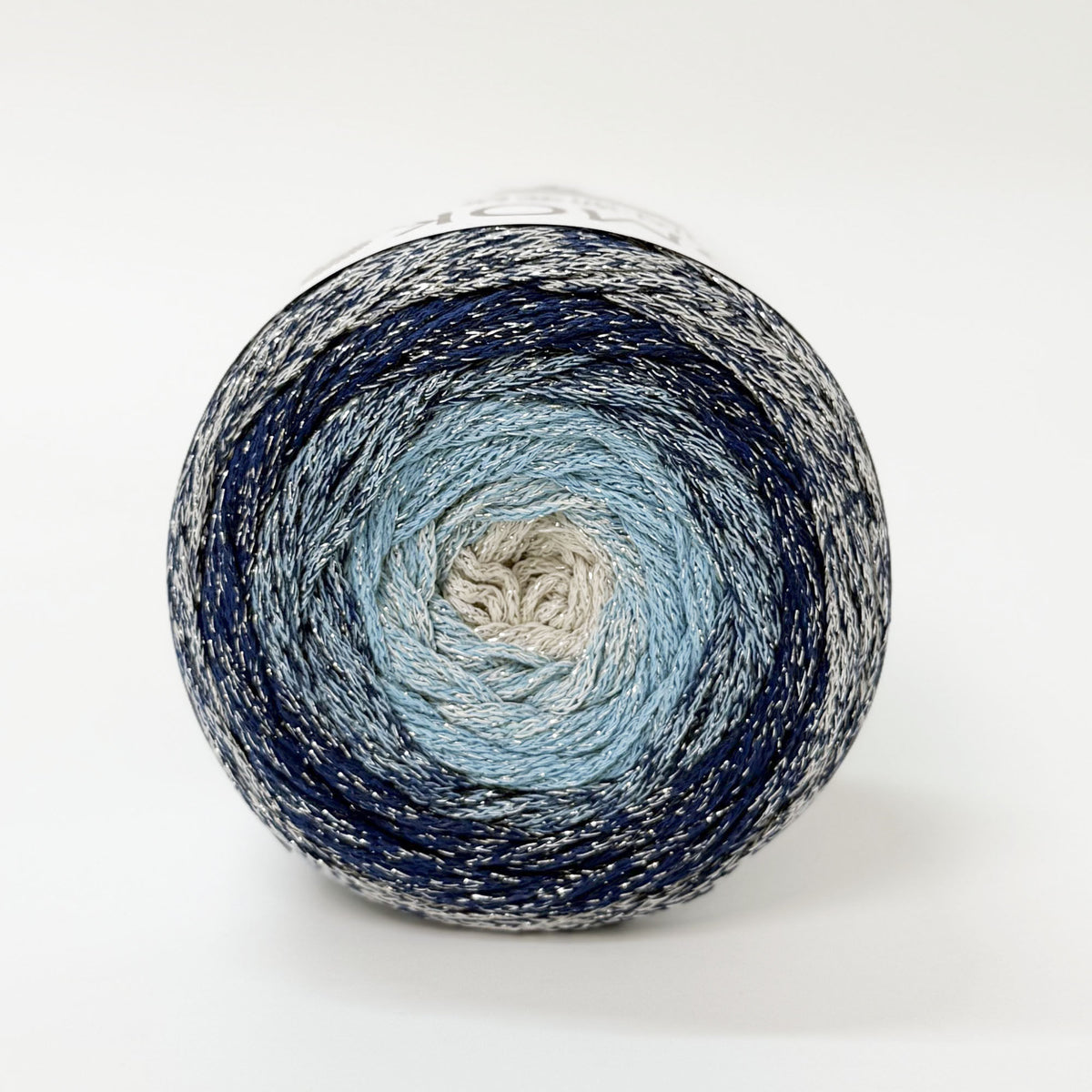 Shimmering Gradient Yarn