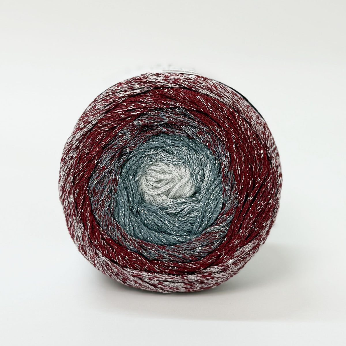 Shimmering Gradient Yarn