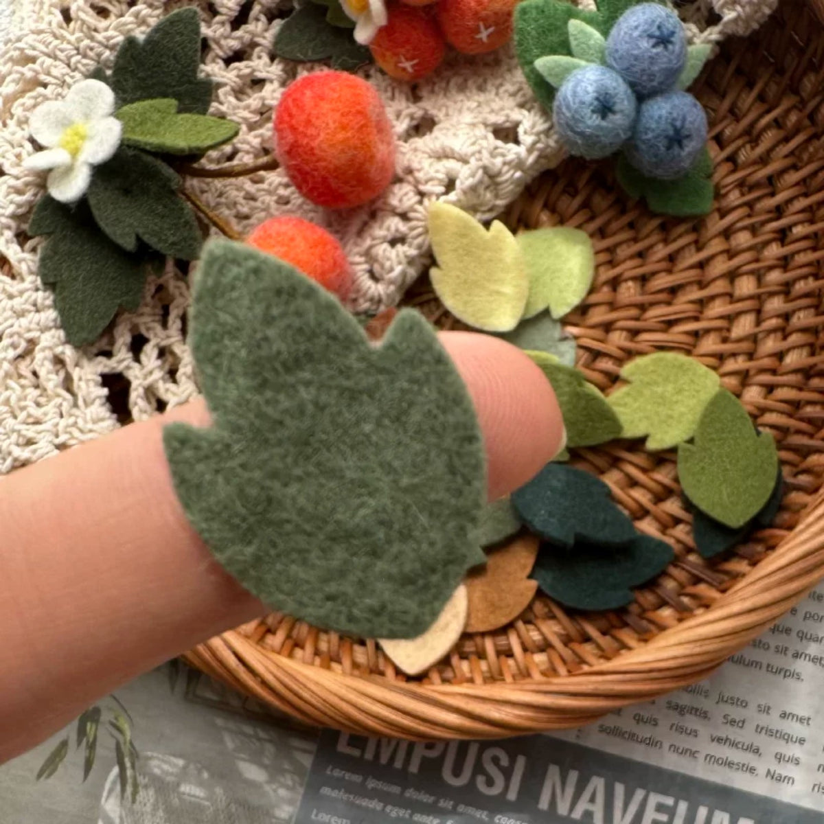 Colorful Pure Wool Felt Leaf Pieces
