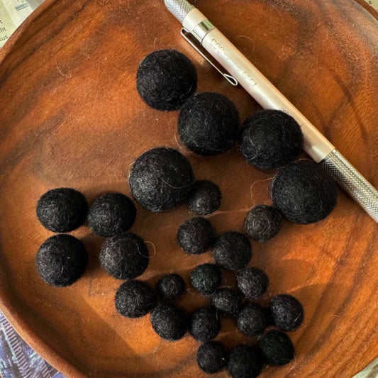 1 cm Colored Solid Wool Felt Balls