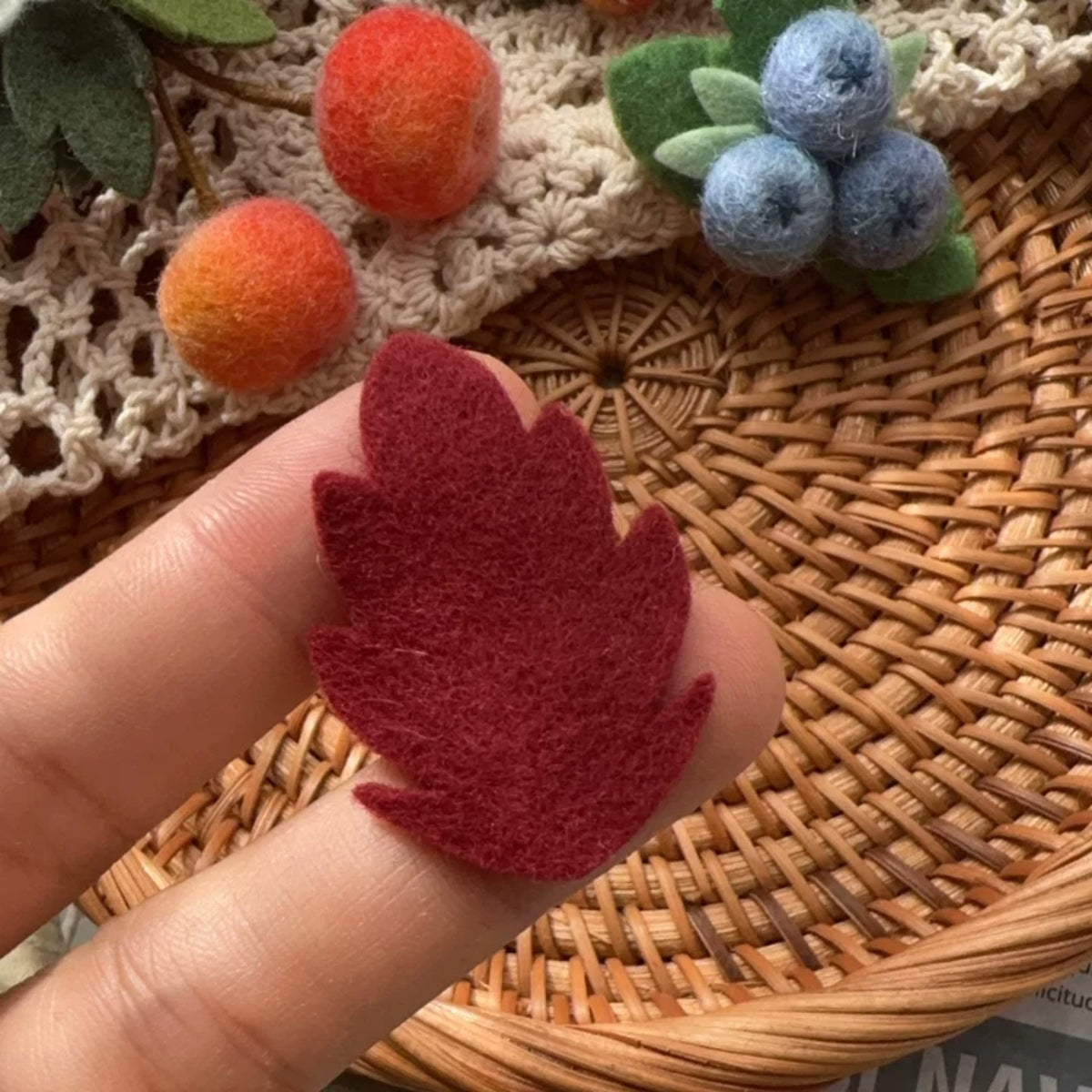 Colorful Basic Pure Wool Felt Fabric Leaves