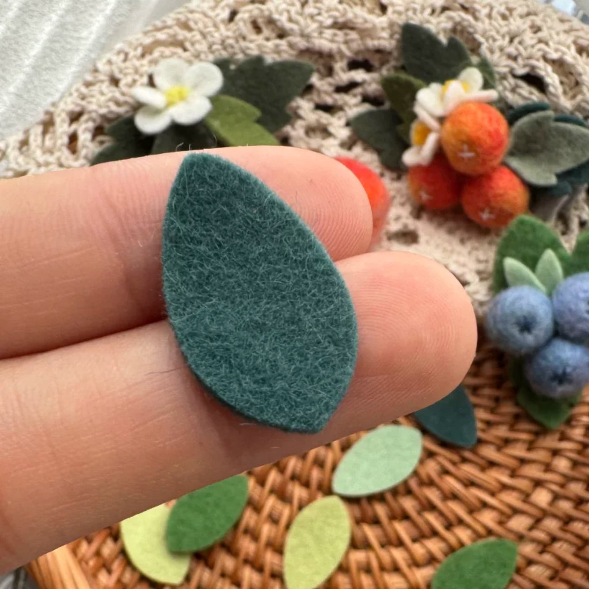 Small Pointed Pure Wool Felt Leaves