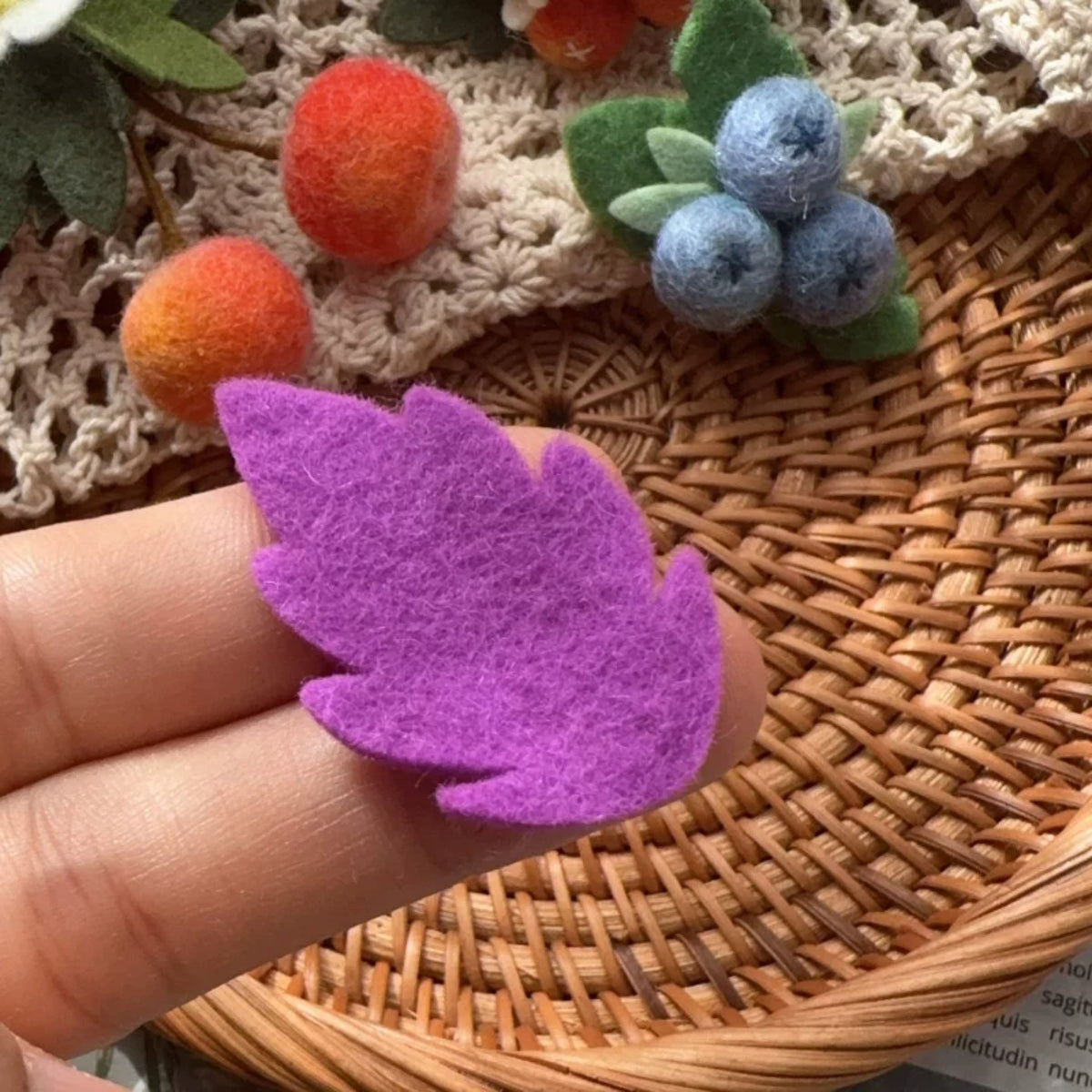 Colorful Basic Pure Wool Felt Fabric Leaves