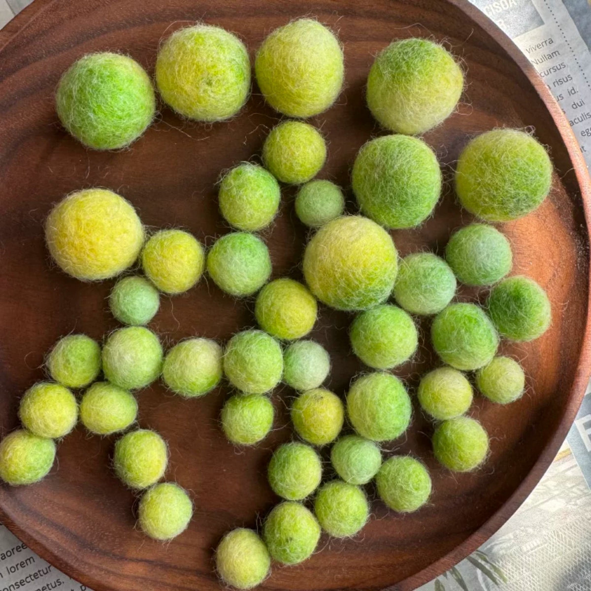 Gradient Dyed Multicolor Handmade Solid Pure Wool Felt Balls